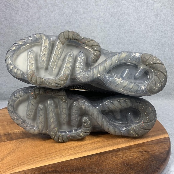 Nike Air VaporMax 2021 Black University Gold 'Batman' DH4086-001 Flyknit Sneaker - Picture 9 of 13